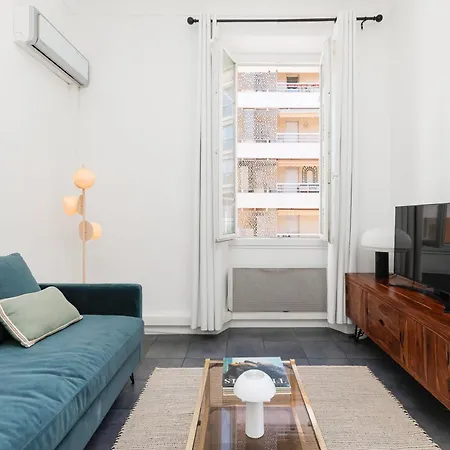 Apartment Immogroom - Renovated & Cozy One-bedroom Flat